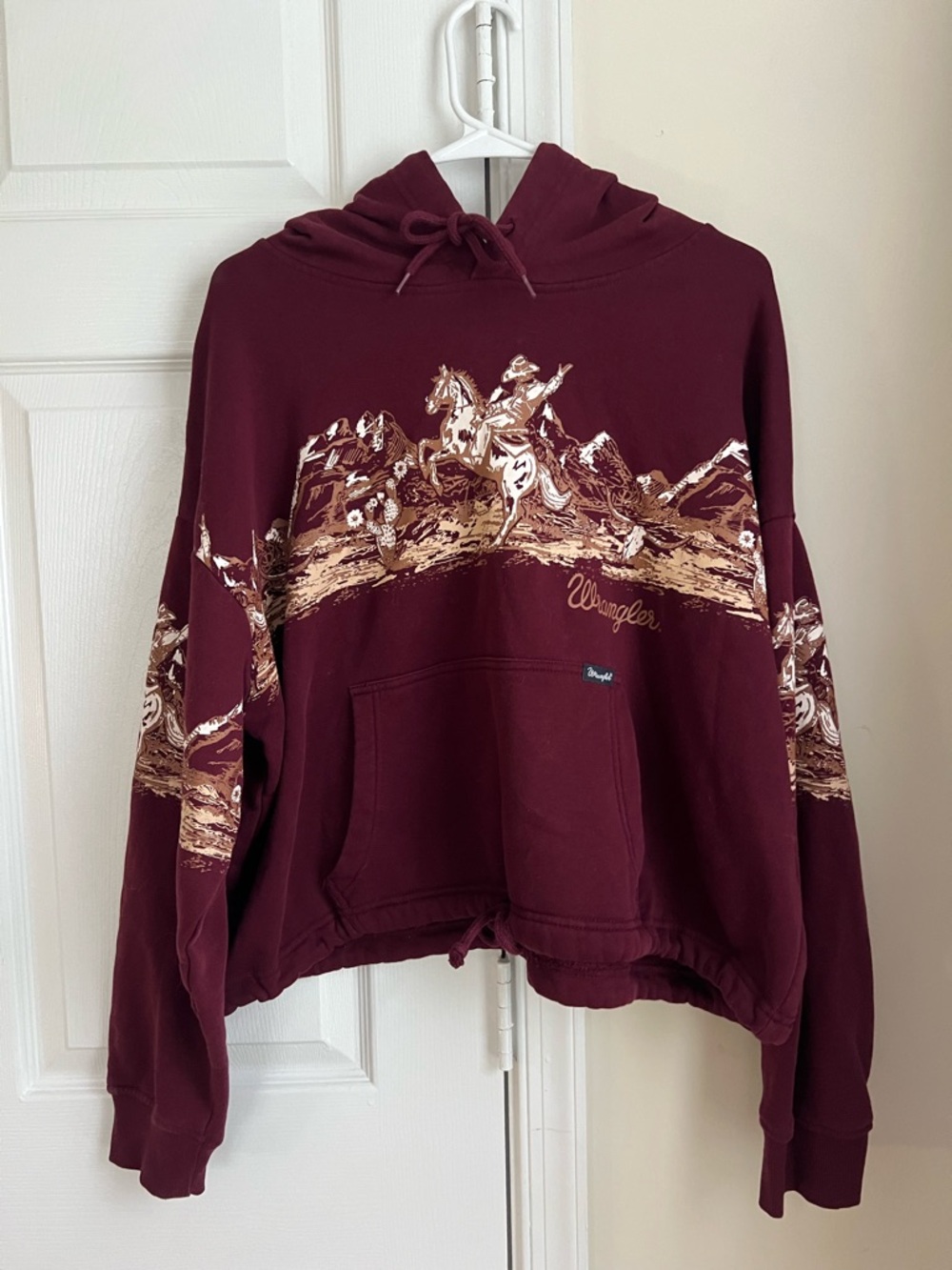 Wrangler Red Burgundy Western Cowboy Horse Mountains Tie Cropped Hoodie XL